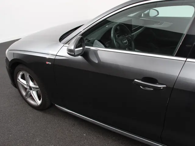 Audi A4 Avant 40 TFSI S-Tronic 2022 Benzine 35