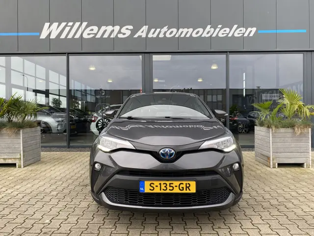 Toyota C-HR 1.8 Hybrid Active 2022 Hybride Benzine 2