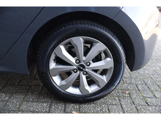 Kia Rio 1.2 Vision 2022 Benzine 20