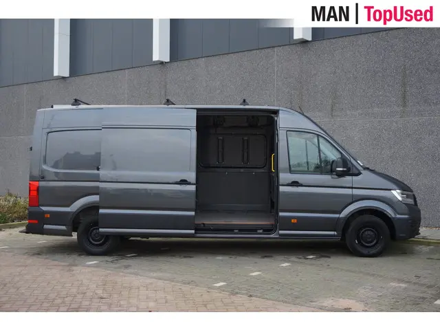 Volkswagen Crafter 35 2.0 TDI L4H3 Highline 2022 Diesel 34