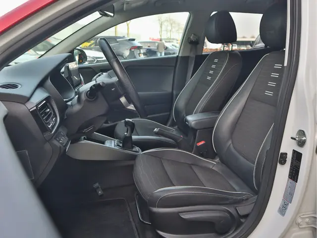 Kia Stonic 1.0 T-GDi MHEV GT-Line 2021 Hybride Benzine 22