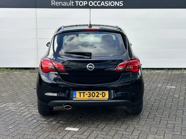 Opel Corsa 1.4 Black Edition 2018 Benzine 14