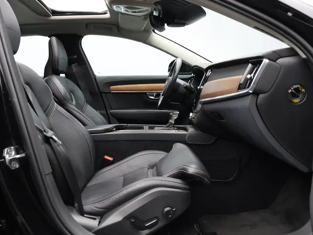 Volvo S90 2.0 T4 Inscription 2020 Benzine 9