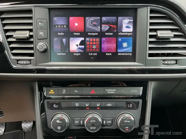SEAT Leon 1.4 EcoTSI FR|150 pk|Carplay|Nette 2018 Benzine 21