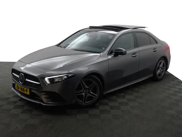 Mercedes-Benz A-Klasse 200 AMG Prestige Aut- 2019 Benzine 4