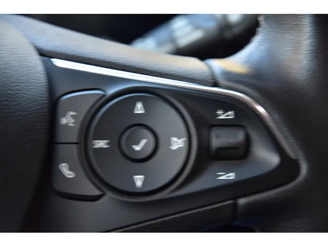 Opel Mokka-e Elegance 50-kWh 11kw bl. 2021 Elektrisch 11