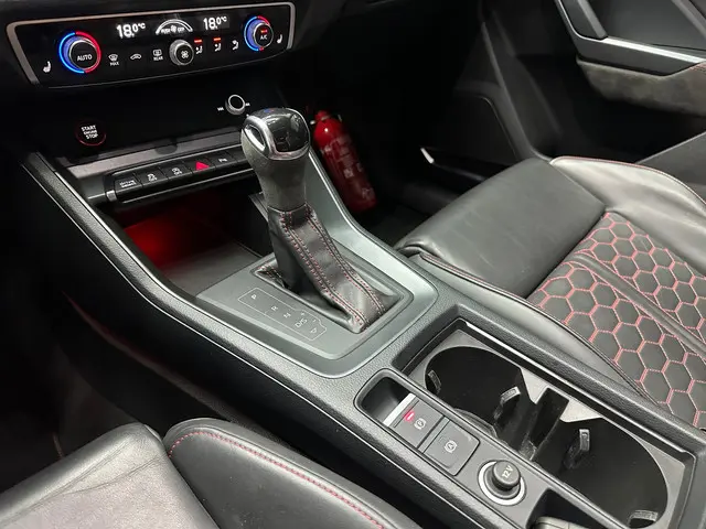 Audi RSQ3 2.5 TFSI Quattro 2020 Benzine 15