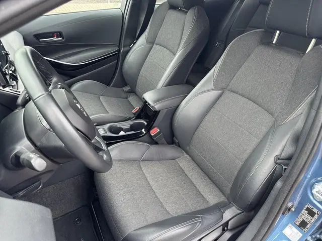 Toyota Corolla 1.8 Hybrid Dynamic 2021 Hybride Benzine 9