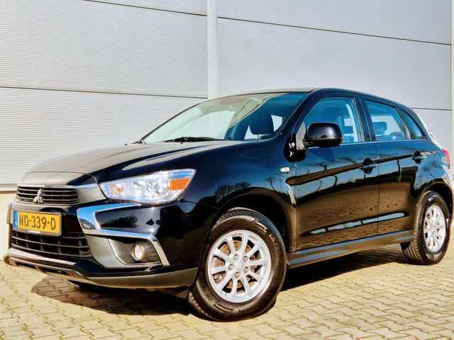 Mitsubishi ASX 3