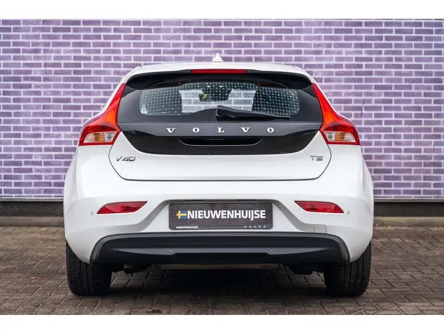 Volvo V40 T2 Polar+ Automaat 2019 Benzine 5