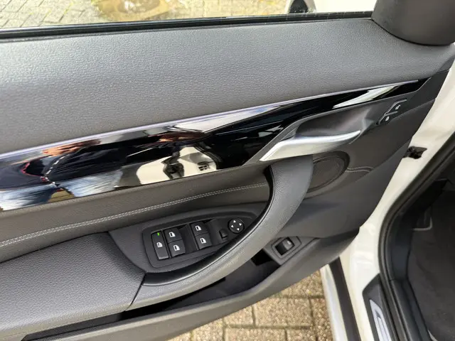 BMW X1 sDrive20i Business Edition Plus 2021 Benzine 15