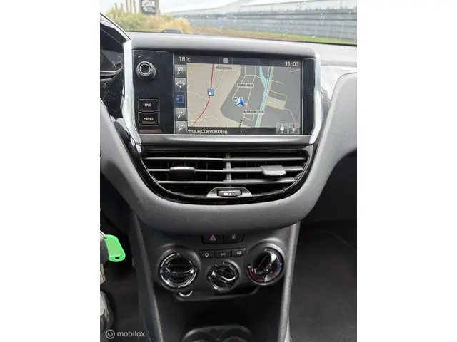 Peugeot 208 1.2 PureTech Blue Lion 2016 Benzine 17