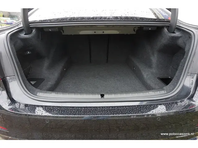 BMW 5 Serie 540i High Executive 2017 Benzine 25