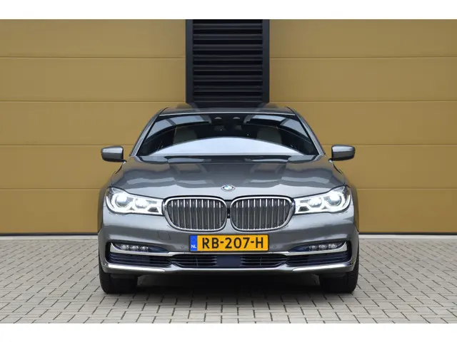 BMW 7 Serie 740Li High Executive 2016 Benzine 6