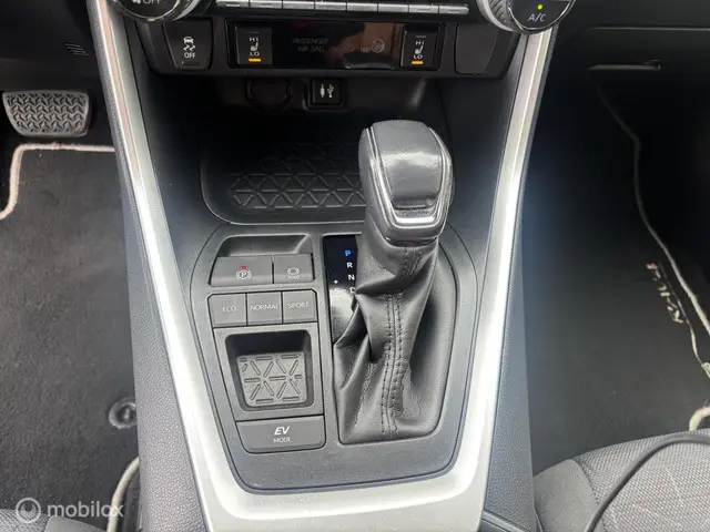 Toyota RAV4 2.5 Hybrid Active 2019 Hybride Benzine 16