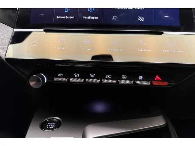 Peugeot 308 SW 1.2T 130pk Automaat Allure 2024 Benzine 28