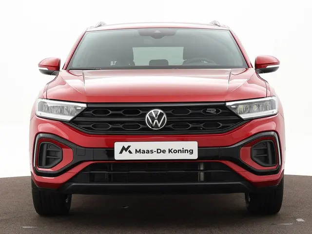 Volkswagen T-Roc 1.5 Tsi 150pk DSG R-Line 2024 Benzine 2