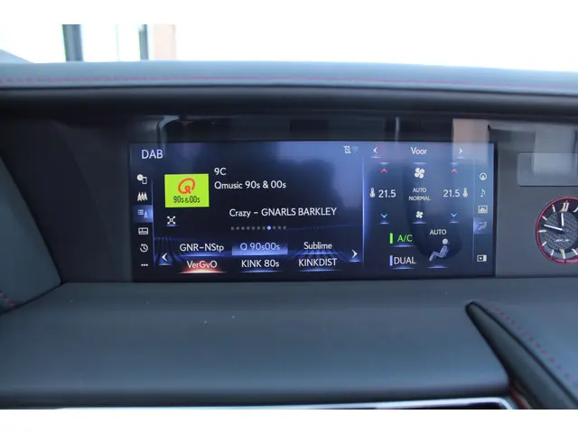 Lexus LC Convertible 500 Hokkaido Edition 2023 Benzine 27