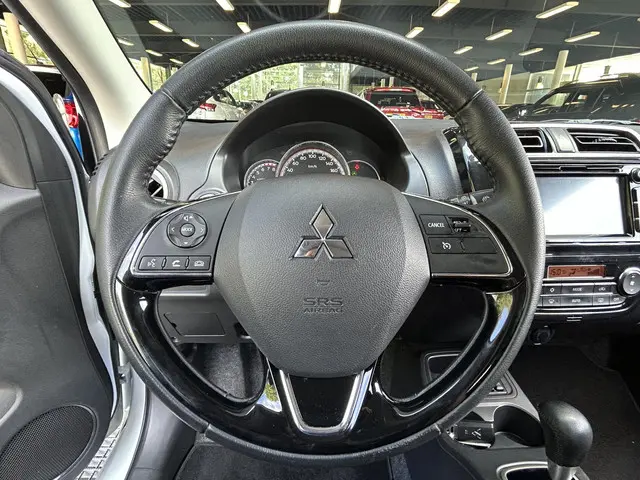 Mitsubishi Space Star 1.2 Nova 2020 Benzine 27