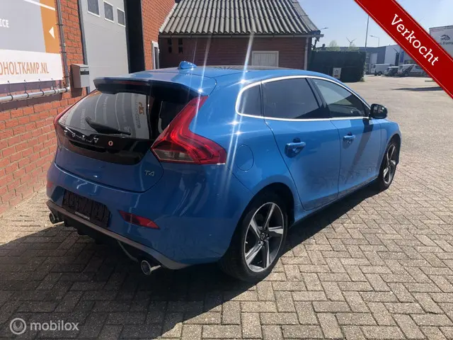 Volvo V40 1.6 T4 R-Design PANORAMA/NAVI/ECC/LM 2013 Benzine 7