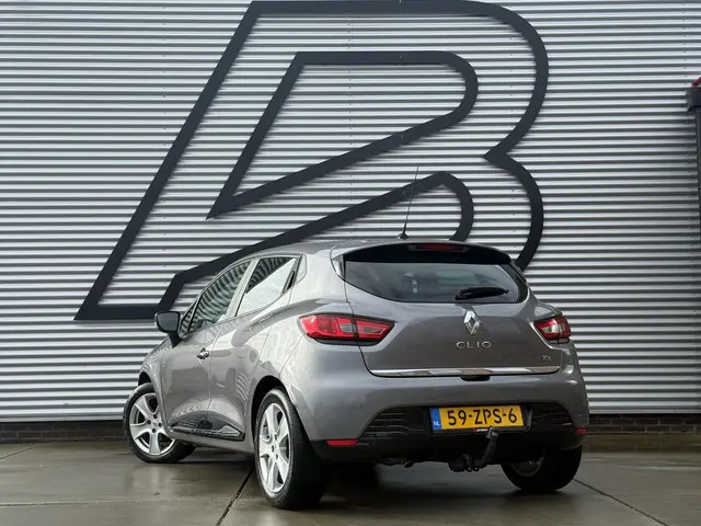 Renault Clio 0.9 TCe Expression 2013 Benzine 7