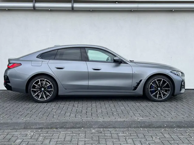 BMW i4 eDrive35 70 kWh 2024 Elektrisch 10