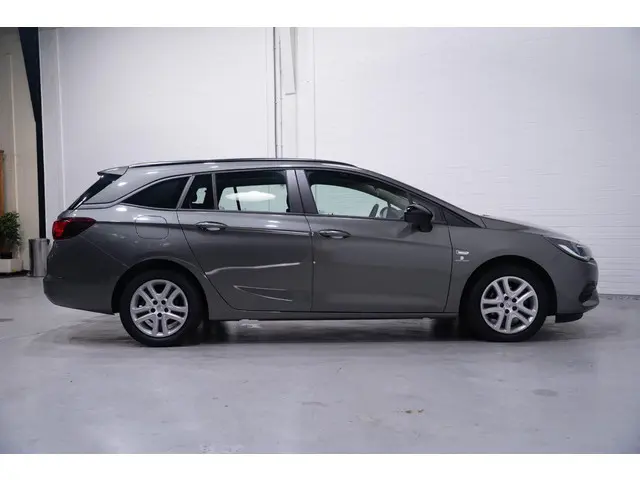 Opel Astra Sports Tourer 1.5 CDTI Edition 2021 Diesel 6