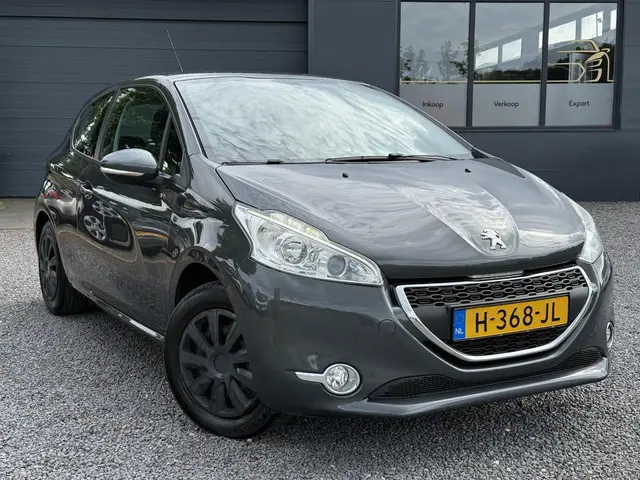 Peugeot 208 1.2 VTi Active 2014 Benzine 4