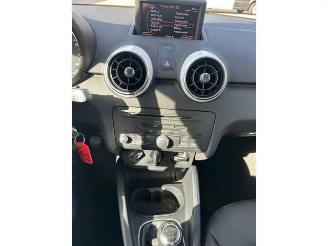Audi A1 Sportback 1.2 TFSI Admired 2013 Benzine 22