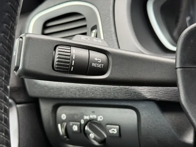 Volvo V40 1.5 T3 Nordic+ 2016 Benzine 16