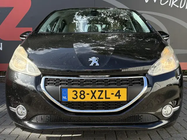 Peugeot 208 1.2 VTi Blue Lease 2012 Benzine 4