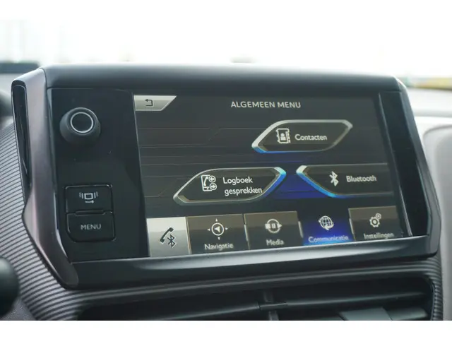 Peugeot 2008 1.6 VTi Féline 2013 Benzine 17