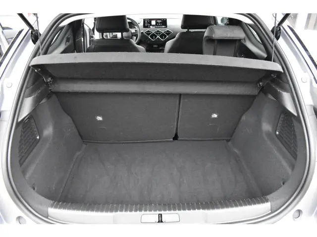DS DS 3 PureTech130EAT8 Performance Line 2024 Benzine 21