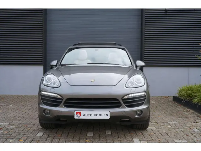 Porsche Cayenne 4.8 S 2014 Benzine 9