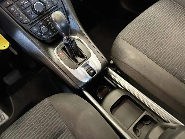 Opel Meriva 1.4 Turbo 2016 Benzine 24