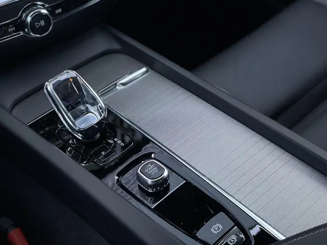 Volvo S60 2.0 B4 Plus Dark 2023 Benzine 39