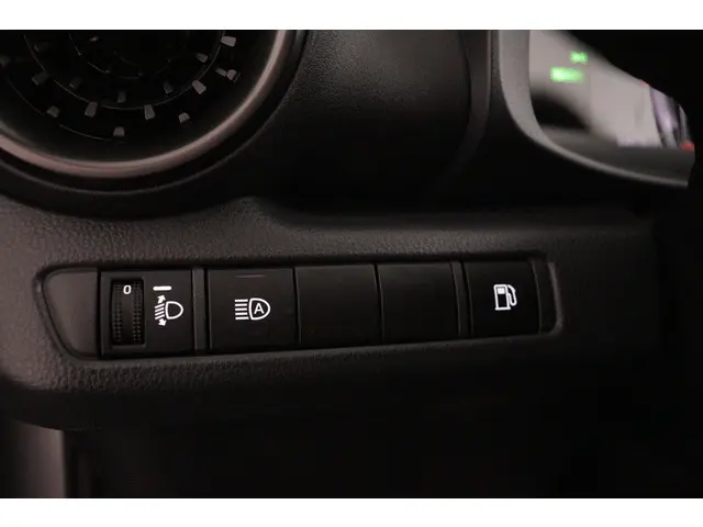 Toyota C-HR 1.8 Hybrid 140 Active 2024 Hybride Benzine 29