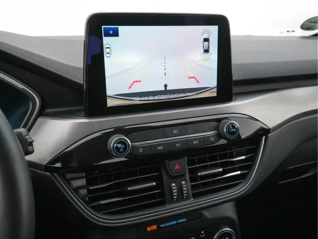Ford Kuga 2.5 PHEV Titanium 2022 Hybride Benzine 16