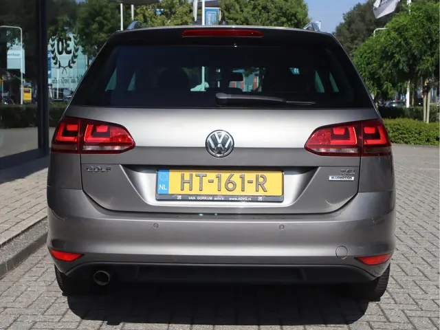 Volkswagen Golf Variant Highline 1.2 TSI 2016 Benzine 21