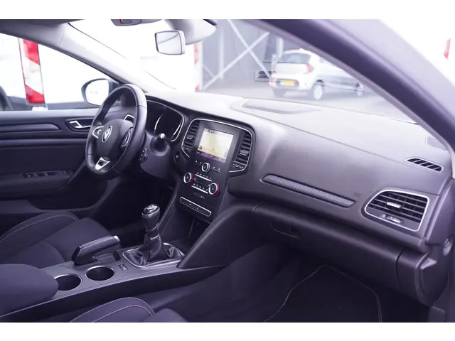 Renault Mégane 1.3 TCe Limited 2019 Benzine 28