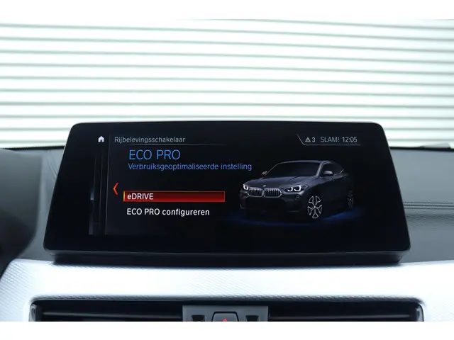 BMW X2 xDrive25e 2023 Hybride Benzine 24