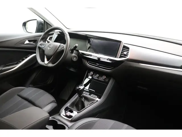 Opel Grandland 3