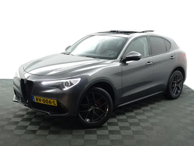 Alfa Romeo Stelvio 2.0 T AWD Veloce Aut- 2018 Benzine 4