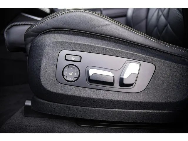 BMW X5 xDrive50e 2024 Hybride Benzine 39