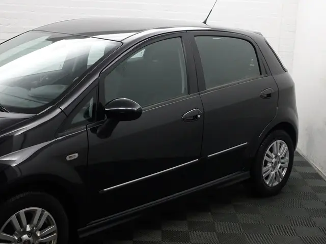 Fiat Punto Evo 1.3 M-Jet Edizione Cool- 2013 Diesel 25