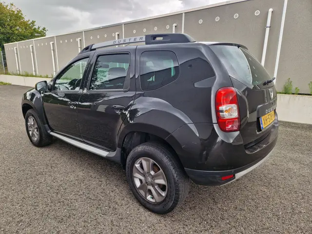 Dacia Duster 1.2 TCe 4x2 Prestige 2015 Benzine 3