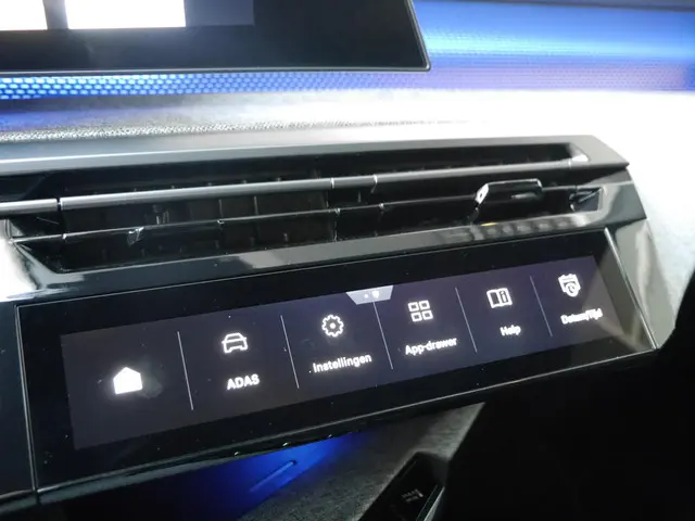 Peugeot 3008 1.2 Hybrid 136 GT 2024 Hybride Benzine 33