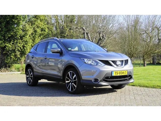 Nissan QASHQAI 1.2 Tekna 2015 Benzine 12