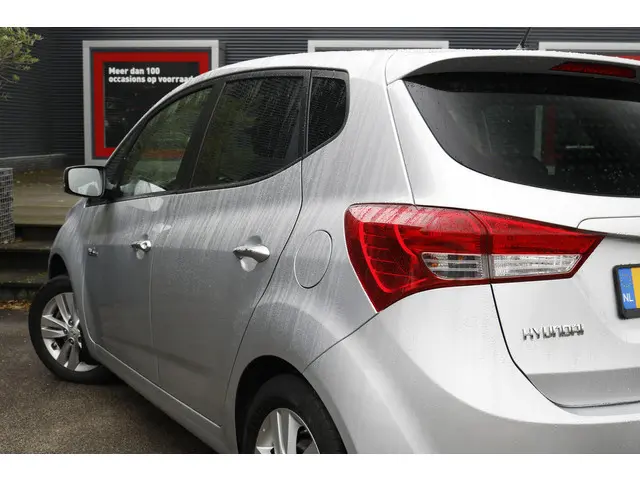 Hyundai ix20 1.4i Go! 2015 Benzine 10