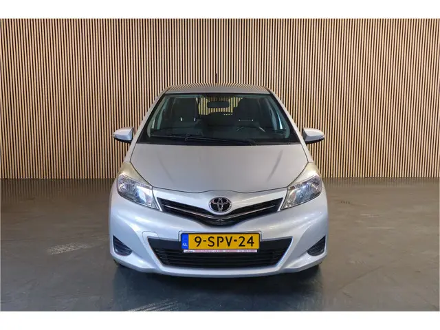 Toyota Yaris 3